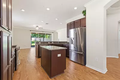 11133 Wembley Landing Drive, Lithia, FL 33547 - Photo 9