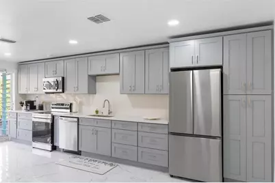 8825 Oak Street, Riverview, FL 33578 - Photo 5