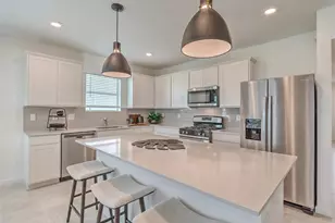 10790 Buttercup Ct, Venice, FL 34293 - Photo 9