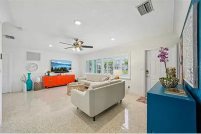 6417 24th Avenue N, Saint Petersburg, FL 33710 - Photo 5