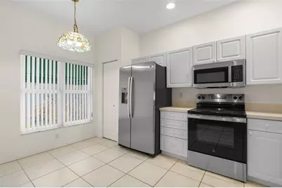 6600 100th Way N #24B, Saint Petersburg, FL 33708 - Photo 5