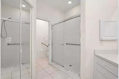 6600 100th Way N #24B, Saint Petersburg, FL 33708 - Photo 21