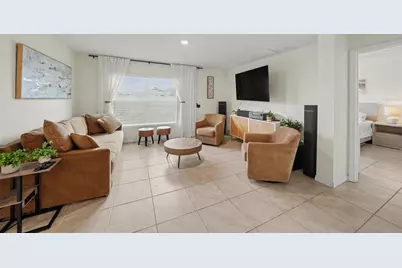 7980 Broad Pointe Drive, Zephyrhills, FL 33540 - Photo 11