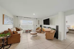 7980 Broad Pointe Dr, Zephyrhills, FL 33540 - Photo 11