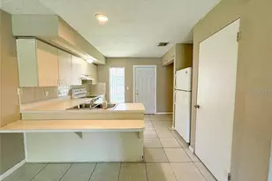 944 Buccaneer Dr, Lakeland, FL 33801 - Photo 11