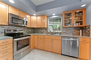 2647 Cedar View Ct, Clearwater, FL 33761 - Photo 15