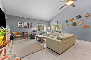 2647 Cedar View Ct, Clearwater, FL 33761 - Photo 11