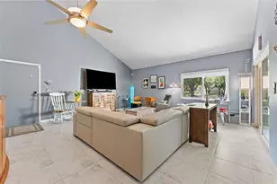 2647 Cedar View Ct, Clearwater, FL 33761 - Photo 9