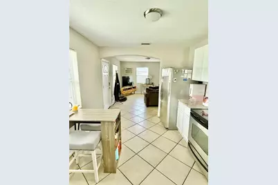 37641 Hendley Avenue, Dade City, FL 33525 - Photo 9