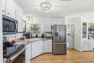 7402 Cascade Dr, Hudson, FL 34667 - Photo 13