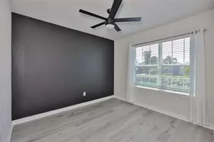 1002 Tidal Rock Ave, Ruskin, FL 33570 - Photo 9