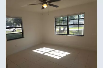 10410 N Ojus Drive, Tampa, FL 33617 - Photo 5