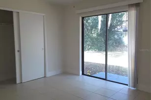 10410 N Ojus Dr, Tampa, FL 33617 - Photo 23
