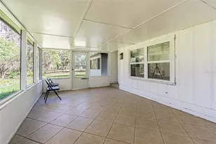 8807 Overlook Dr, Wesley Chapel, FL 33545 - Photo 11