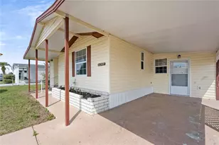 36941 Beth Ave, Zephyrhills, FL 33542 - Photo 3