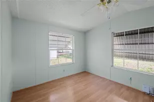 36941 Beth Ave, Zephyrhills, FL 33542 - Photo 21