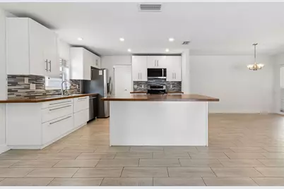 4710 Southbreeze Drive, Tampa, FL 33624 - Photo 19