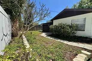 9099 108th Ave, Seminole, FL 33777 - Photo 25