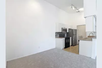 36106 Lake Chase Boulevard #201, Zephyrhills, FL 33541 - Photo 13