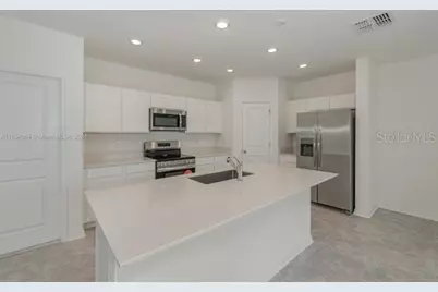 748 Reggie, Winter Haven, FL 33884 - Photo 7