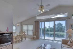718 Lighthouse Dr, Tarpon Springs, FL 34689 - Photo 5