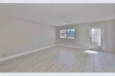 202 Bedford Street #68, Sun City Center, FL 33573 - Photo 5