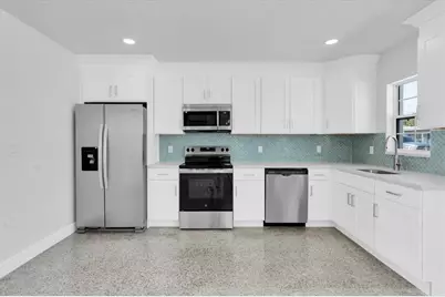 119 147th Avenue E, Madeira Beach, FL 33708 - Photo 25