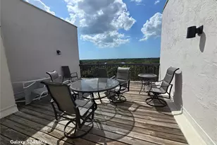 8186 Terrace Garden Dr N, Saint Petersburg, FL 33709 - Photo 43