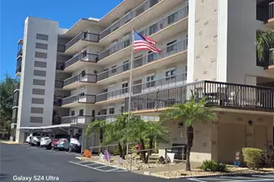 8186 Terrace Garden Dr N, Saint Petersburg, FL 33709 - Photo 1