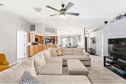 1916 Cloverdale Court, Lutz, FL 33549 - Photo 7