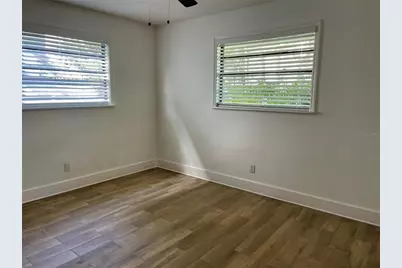 2118 S Venus Street, Tampa, FL 33629 - Photo 9