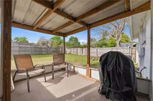 39502 9th Ave, Zephyrhills, FL 33542 - Photo 17