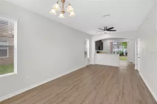 8821 Walnut Gable Ct, Riverview, FL 33578 - Photo 3