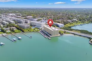 100 Bluff View Dr, Belleair Bluffs, FL 33770 - Photo 29