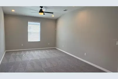 2481 Stapleford Pl, Wesley Chapel, FL 33543 - Photo 7