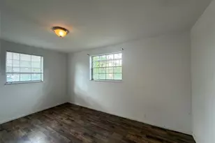2928 Banza St, Tampa, FL 33605 - Photo 9