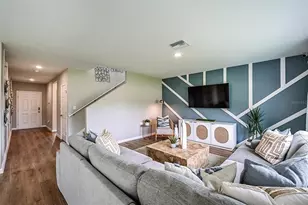 31650 Baronne St, Wesley Chapel, FL 33545 - Photo 9