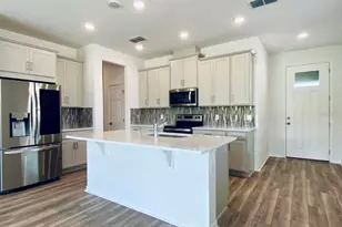 2668 Spider Lily Ct, Clermont, FL 34711 - Photo 3