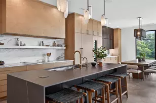 370 Belleair Dr NE, Saint Petersburg, FL 33704 - Photo 17