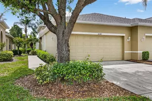 2334 Oakley Green Dr, Sun City Center, FL 33573 - Photo 3