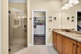 2334 Oakley Green Dr, Sun City Center, FL 33573 - Photo 37