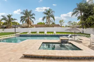 1671 Sparkling Ct, Dunedin, FL 34698 - Photo 47