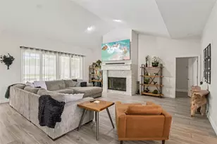 1671 Sparkling Ct, Dunedin, FL 34698 - Photo 5