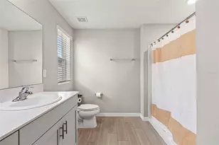 7512 Wallflower Trl, Wesley Chapel, FL 33545 - Photo 33