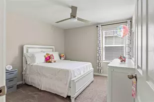 7512 Wallflower Trl, Wesley Chapel, FL 33545 - Photo 35