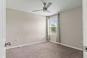 7512 Wallflower Trl, Wesley Chapel, FL 33545 - Photo 41