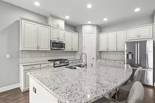 11477 Bitola Dr, Odessa, FL 33556 - Photo 11