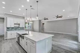108 Irwin St E, Safety Harbor, FL 34695 - Photo 17