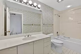 1043 Guisando De Avila, Tampa, FL 33613 - Photo 23