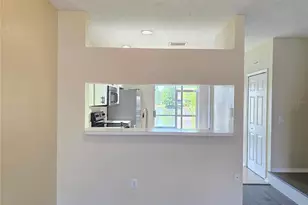 30058 Granda Hills Ct, Wesley Chapel, FL 33543 - Photo 9